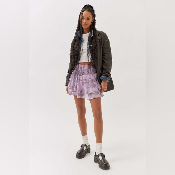 URBAN OUTFITTERS Ciara Flowy Printed Skort - Picture 2 of 7